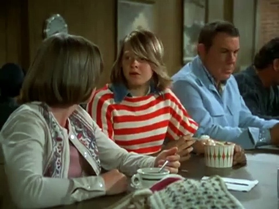 Un vendredi dingue, dingue, dingue (1976) - Bande annonce