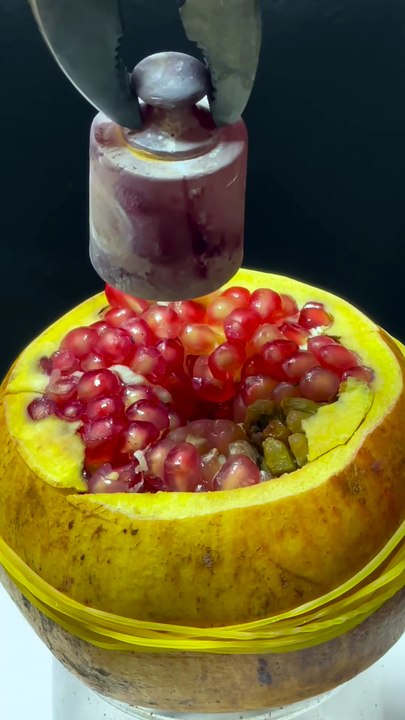 Red Hot Calibration Weight vs Pomegranate