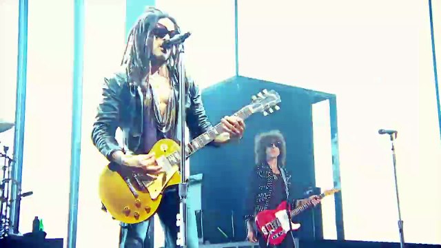 Lenny Kravitz - American Woman - Live @ 2025 Dick Clark's New Year's Rockin' Eve