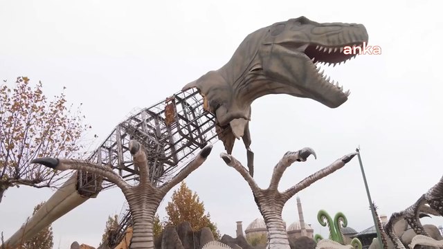 Ankapark'ta bir skandal daha! Melih Gökçek'in dinozorlara ödediği para ortaya çıktı