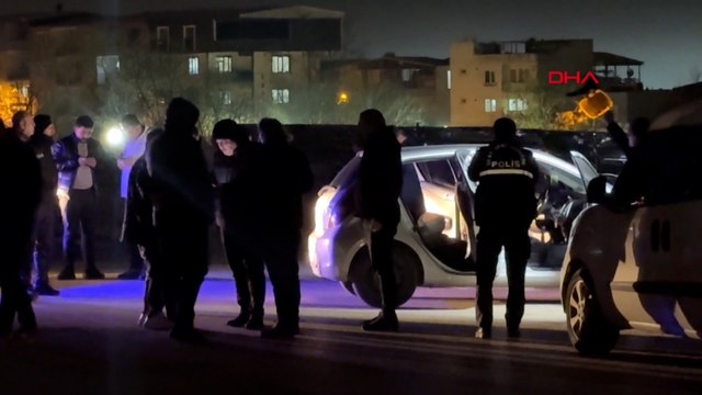 Park halindeki otomobilde silahla başından vurulmuş şekilde bulunan kadın hastanede öldü