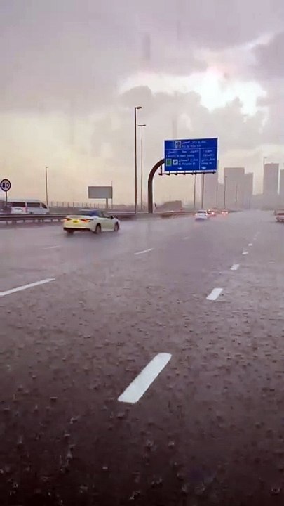 Rain in Dubai
