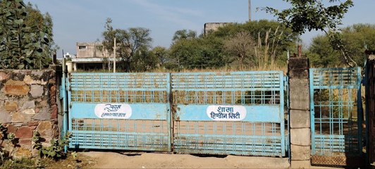 हिण्डौन सरस डेयरी में दूध संकलन बंद, समितियों को गंगापुर किया डायवर्ट कार्मिक भी हटाए