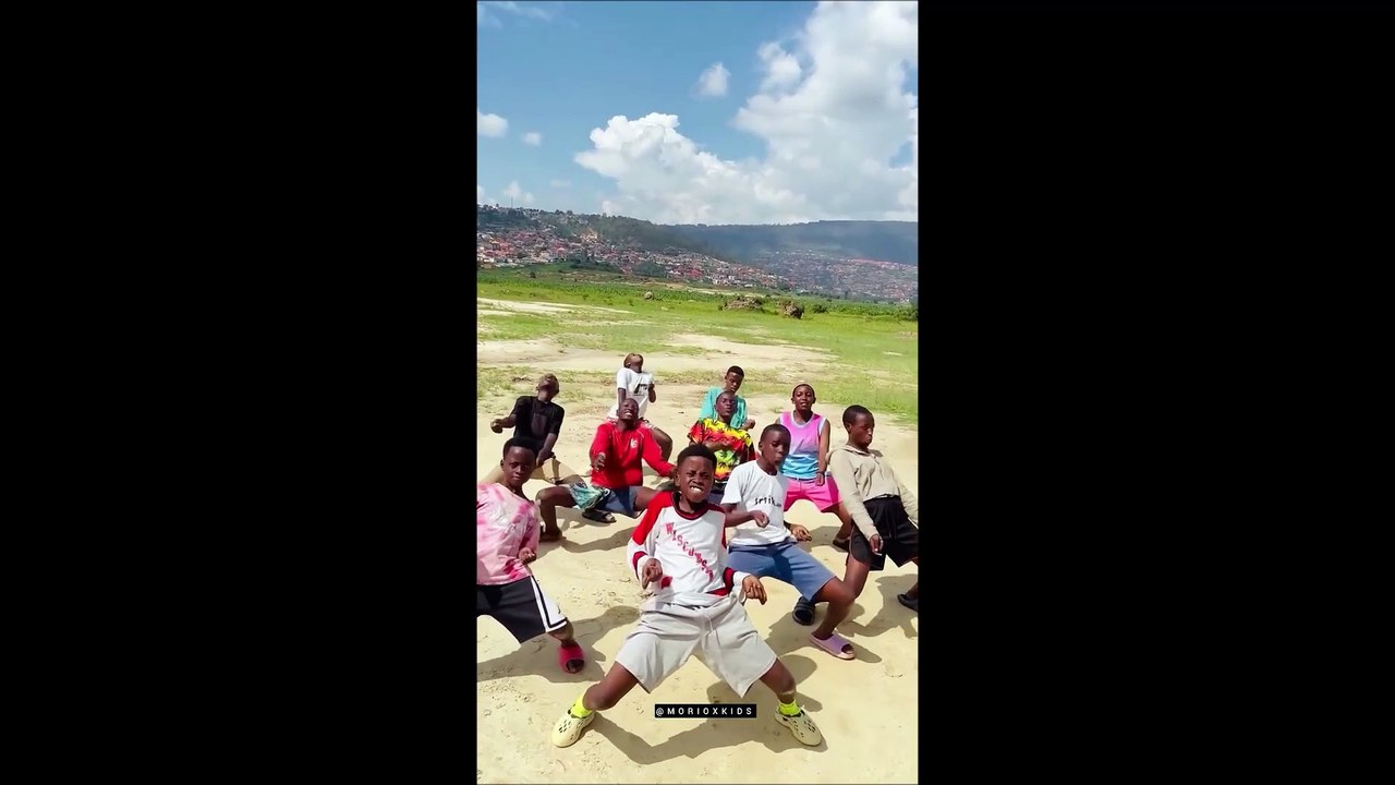 De Paris à Yaoundé - Marc