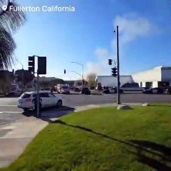 Aterrissagem de Emergência: Avião cai na Califórnia ✈️