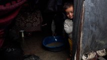 Las fuertes lluvias inundan los campamentos de refugiados en Gaza