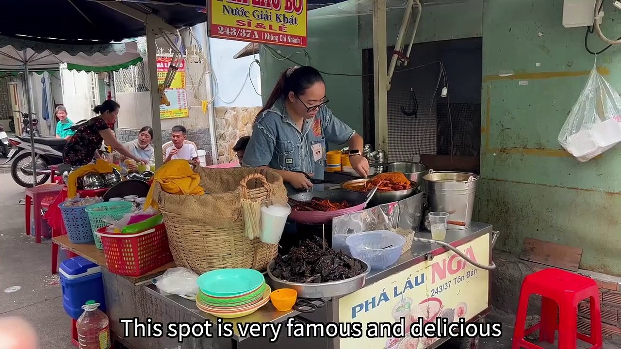 10 Delicious Cheap Street Foods in Vietnam