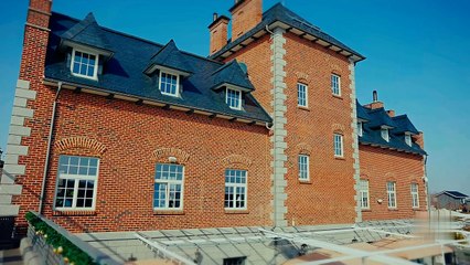 Bodyguard Sacrificed Himself For Me | PART 1