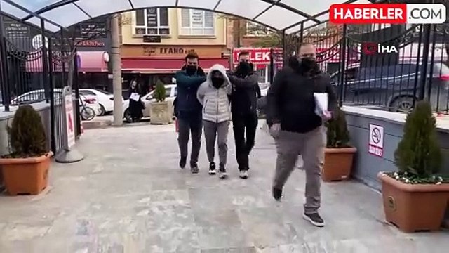 Sosyal medyada canlı yayında küçük kıza iğrenç sözler söyleyen şahıs yakalandı