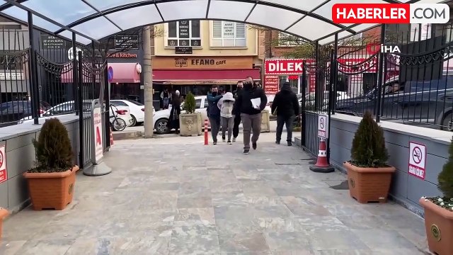 Sosyal medyada canlı yayında küçük kıza iğrenç sözler söyleyen şahıs yakalandı