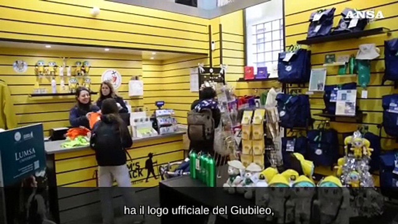 Giubileo, lo store ufficiale accoglie i fedeli