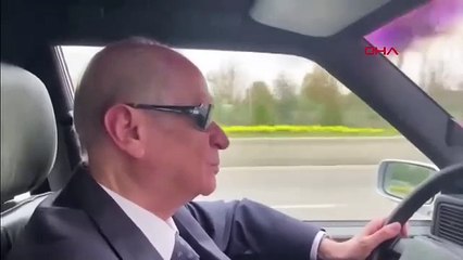 MHP'den 'Ferdi Tayfur' ve Bahçeli paylaşımı