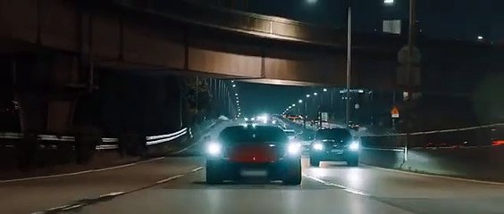 {انا وحيد }اغنيه جديده لسنه 2025 منافسه بين سياره البورش والبوجاتي 💀