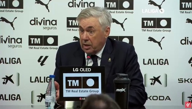 Ancelotti: Vamos a recurrir la roja a Vinicius