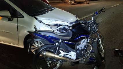 Jovem fratura tornozelo em acidente no Bairro Cancelli