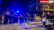 Sakarya'da Yangın Paniği: 3 Katlı Bina Alev Alev Yandı