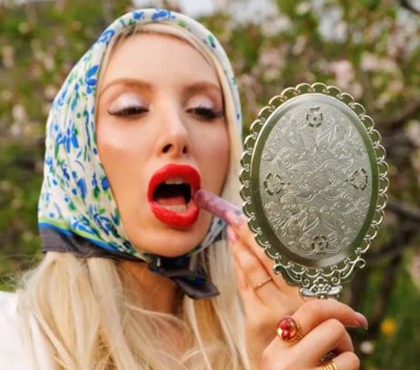 Ancient secrets of lipstick making revealed!