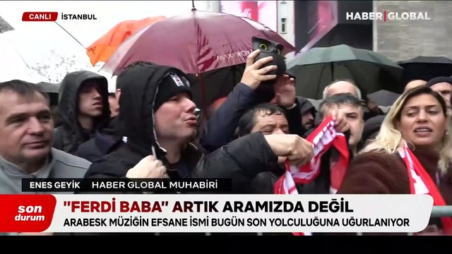 Ferdi Tayfur için Atatürk Kültür Merkezi önüne geldiler, gözyaşları sel oldu