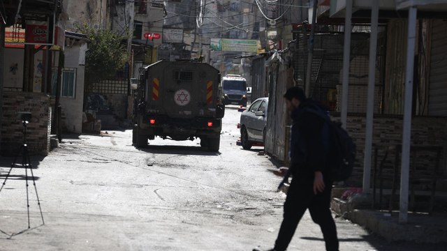Cisjordanie : un mort et neuf blessés lors d'un raid israélien