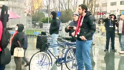 Ferdi Tayfur'a veda... Sevenleri son yolculuğunda yalnız bırakmadı