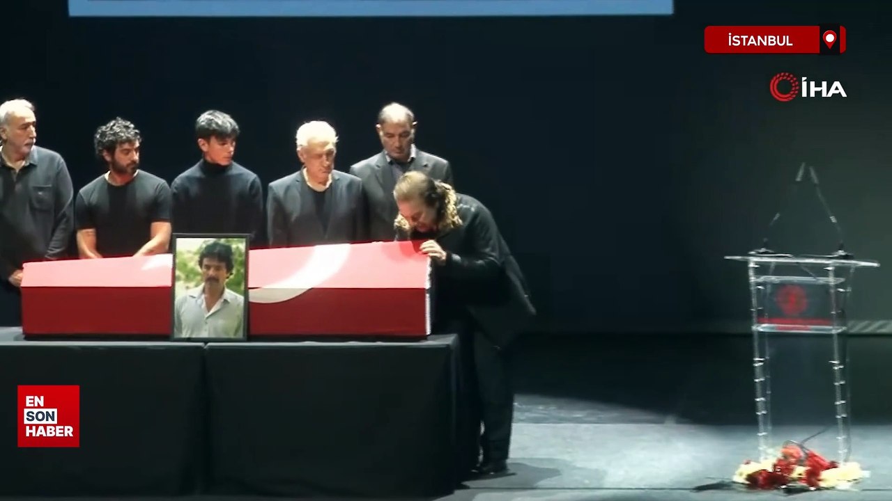 Orhan Gencebay: Sevgili kardeşim, şuanda son yolculuğuna çıkıyor.