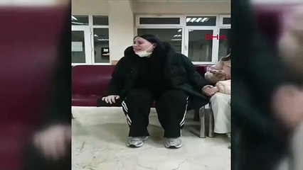 Tuğçe Tayfur babasının cenazesini alırken gözyaşına boğuldu