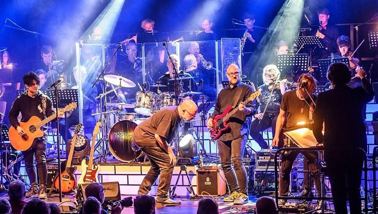 The Wall Part 1,one of these Pink Floyd Tributes mit der Jungen Sinfonie Kaarst at Kaarster Kultursommer 2024