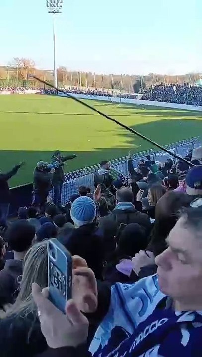 Derby | "Forza Lazio alè": il coro dei tifosi a Formello