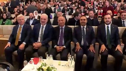 İstanbul-Bakan Bayraktar: Türkiye enerjide bağımsız olursa ekonomisi daha güçlü olacak