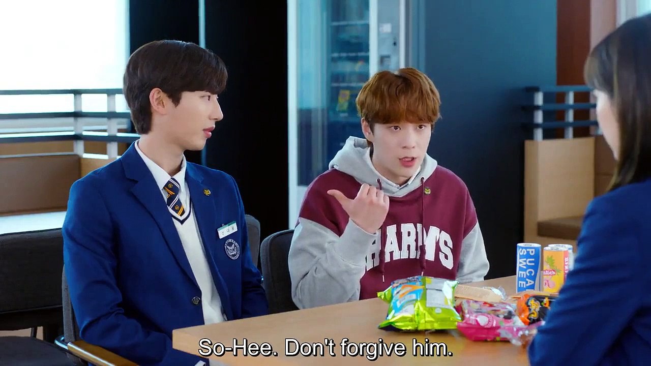 LIGHT ON ME (2021) EP 5