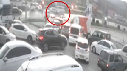 Aynı yerde 2 gün arayla yaşanan kaza yaşandı! O anlar kamerada