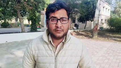 पहले मुआवजा फिर काम, करोड़ों की लागत से बन रही सड़क निर्माण कार्य पर ग्रामीणों ने लगाई रोक