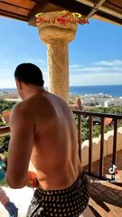 Xavi se hace viral por un video en un parque acuático de Tenerife