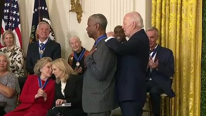 Biden concede Medalha Presidencial da Liberdade a Messi, Denzel Washington e outros