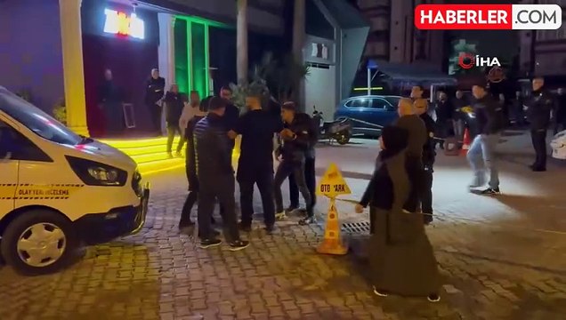 Eğlence Mekanı Önünde Silahlı Kavga: Kadın Yaralandı