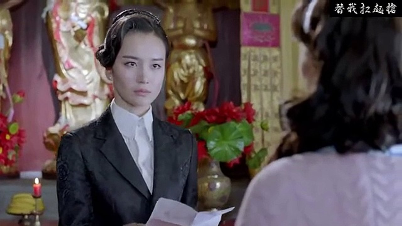 日本軍に追われている美しい女性、実は武道の達人！- The Beautiful Woman Followed by the Japanese Army Is Actually a Kung Fu Master!