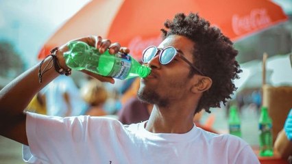 Un skipper français commande McDonald's depuis l'Atlantique pour ses filles