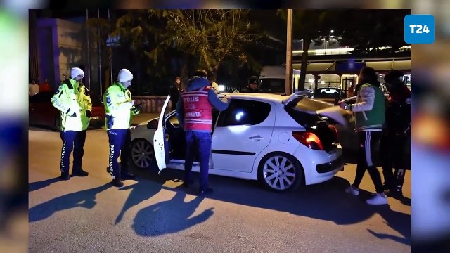 Bakan Yerlikaya: Yılbaşı tedbirleri kapsamında alkollü araç kullandığı tespit edilen binlerce sürücüye işlem yapıldı