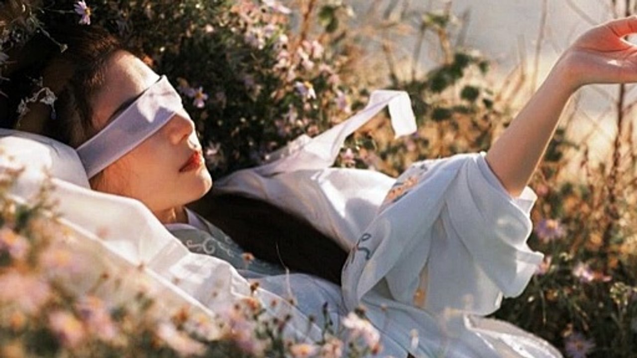 After that night, Little Dragon Maiden clings to Yang Guo as if her bones were melting  楊過發現龍女骨骼融化一般依偎在他身上 The Return of the Condor Heroes 2025 神鵰俠侶 问世间 AI TV series trailer