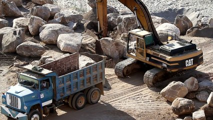 Heavy Machinery at Its Best: Excavation Crane in Action