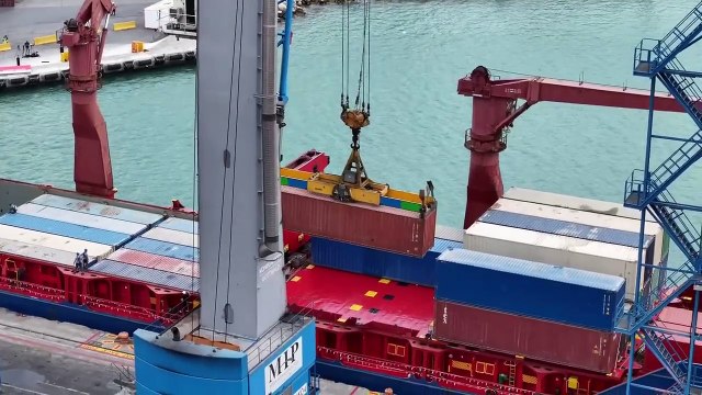 İHH, Sudan'a 161 konteyner yardım malzemesi ulaştırdı