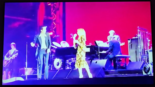 NICK CAVE & KYLIE MINOGUE - Where The Wild Roses Grow (Live 2018)
