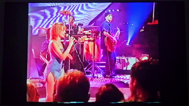 KYLIE MINOGUE - Some Kind Of Bliss (TFI Friday 1997)