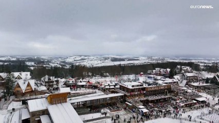 عروض شتوية مذهلة.. الثلوج تكسو الجبال البولندية في بداية 2025