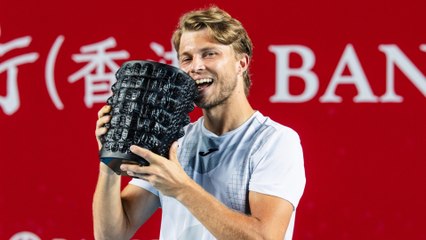 Tennis - Hong Kong 2025 - Alexandre Müller, son premier titre ATP : "Ça représente beaucoup de sacrifices..."
