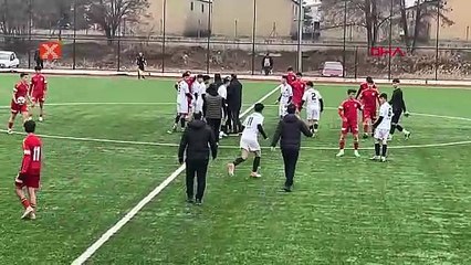 Sivas'ta amatör maç yarıda kaldı!