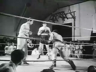 İngiliz Kemal Lawrense Karşı