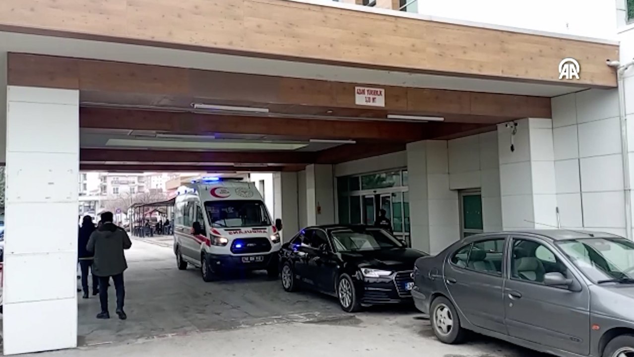 Vali bisikletten düştü, kemiğini kırdı