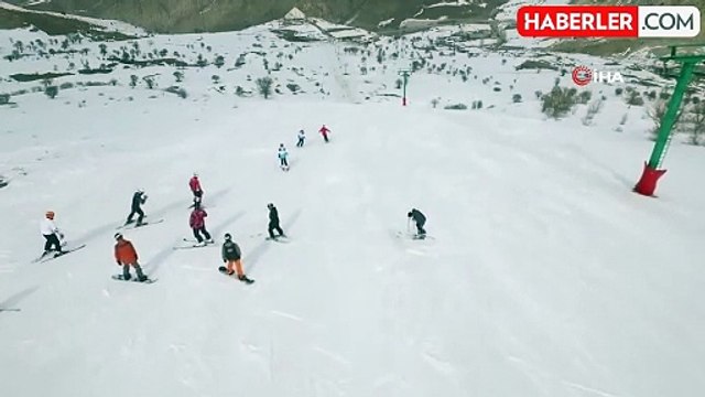 Kop Dağı Kayak Merkezi Sezonu Açıldı