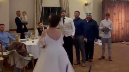 Girl gets engaged in Greece after catching the bouquet at her friend’s wedding